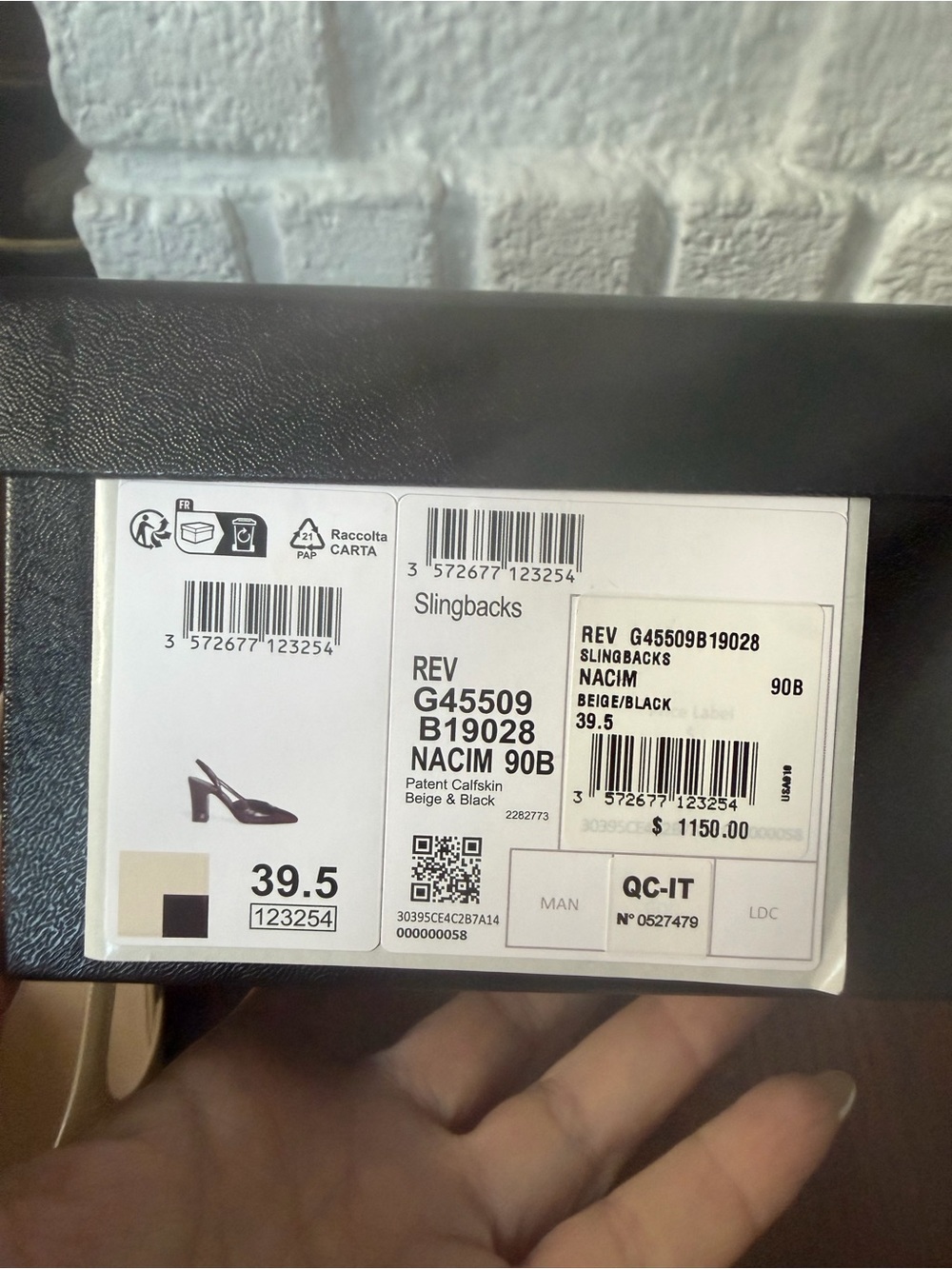 BRAND NEW! Chanel slingbacks. Beige/black. Size: EU39.5/US9. With box/dusters. - Picture 11 of 12